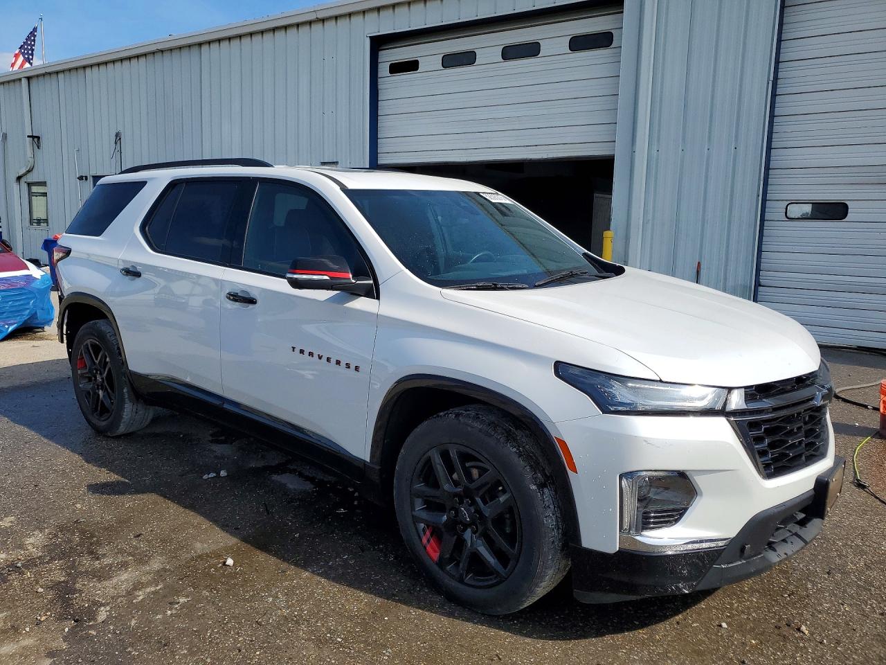 2023 CHEVROLET TRAVERSE PREMIER photo 4