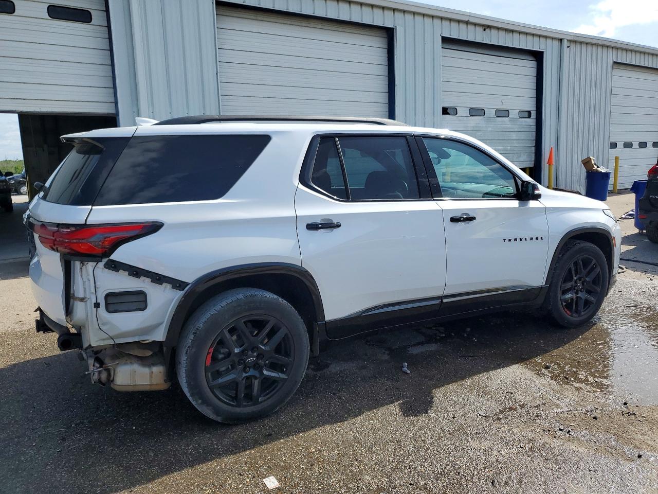2023 CHEVROLET TRAVERSE PREMIER photo 3