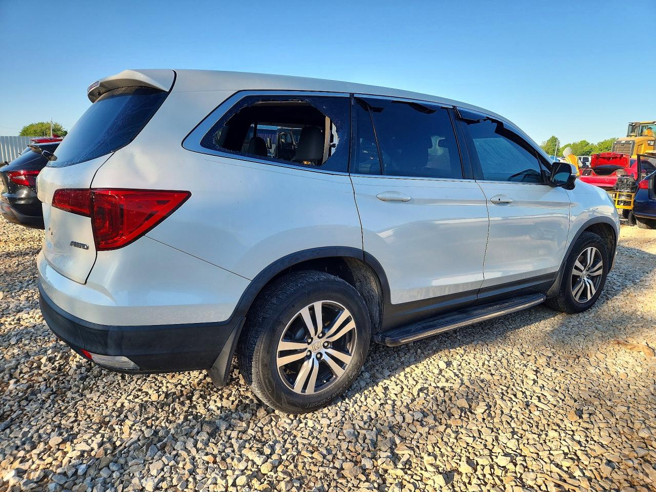 2016 HONDA PILOT EXL photo 5
