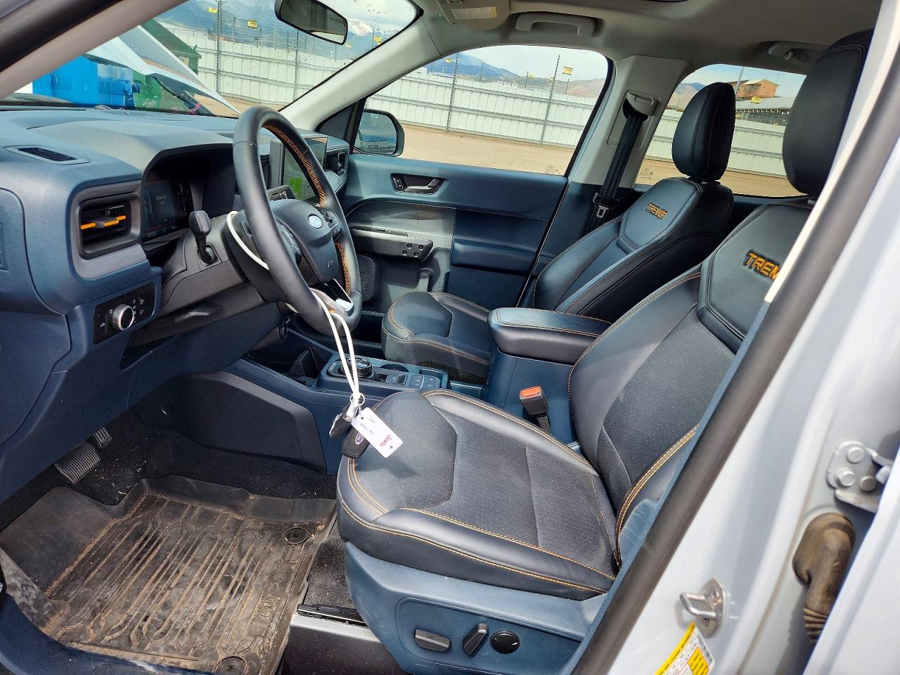 2025 FORD MAVERICK TREMOR photo 13