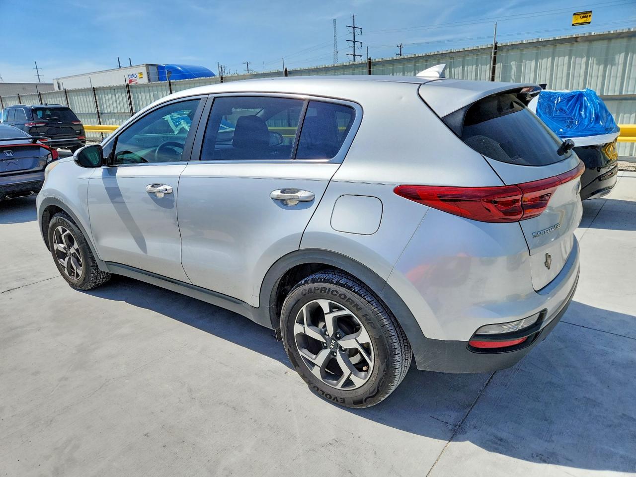 2020 KIA SPORTAGE LX photo 3