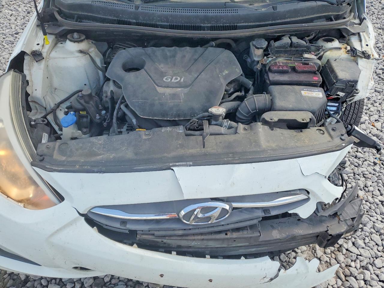 2016 HYUNDAI ACCENT SE photo 31