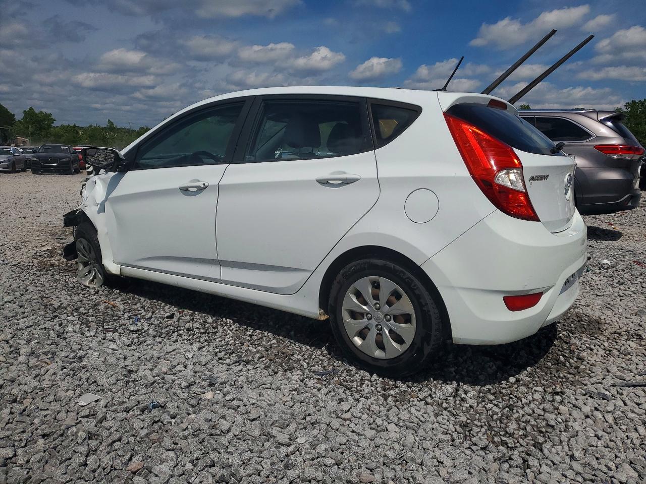 2016 HYUNDAI ACCENT SE photo 4