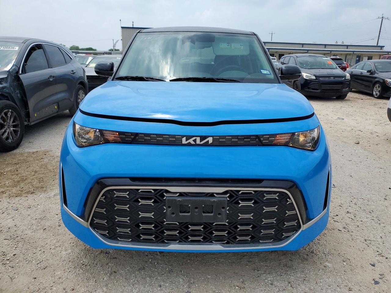 2024 KIA SOUL photo 9