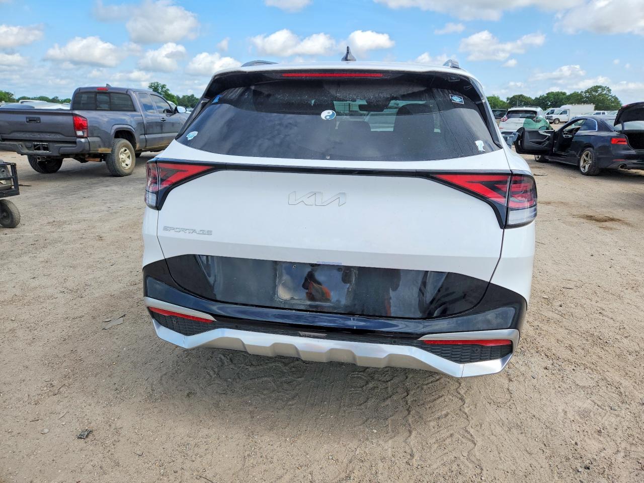 2023 KIA SPORTAGE SX PRESTIGE photo 11