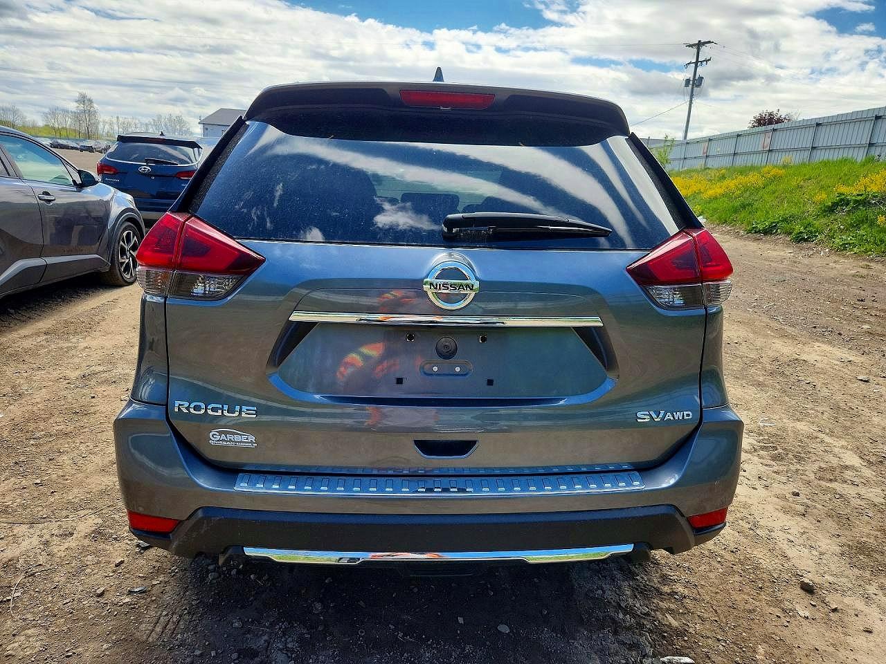 2018 NISSAN ROGUE SV photo 11