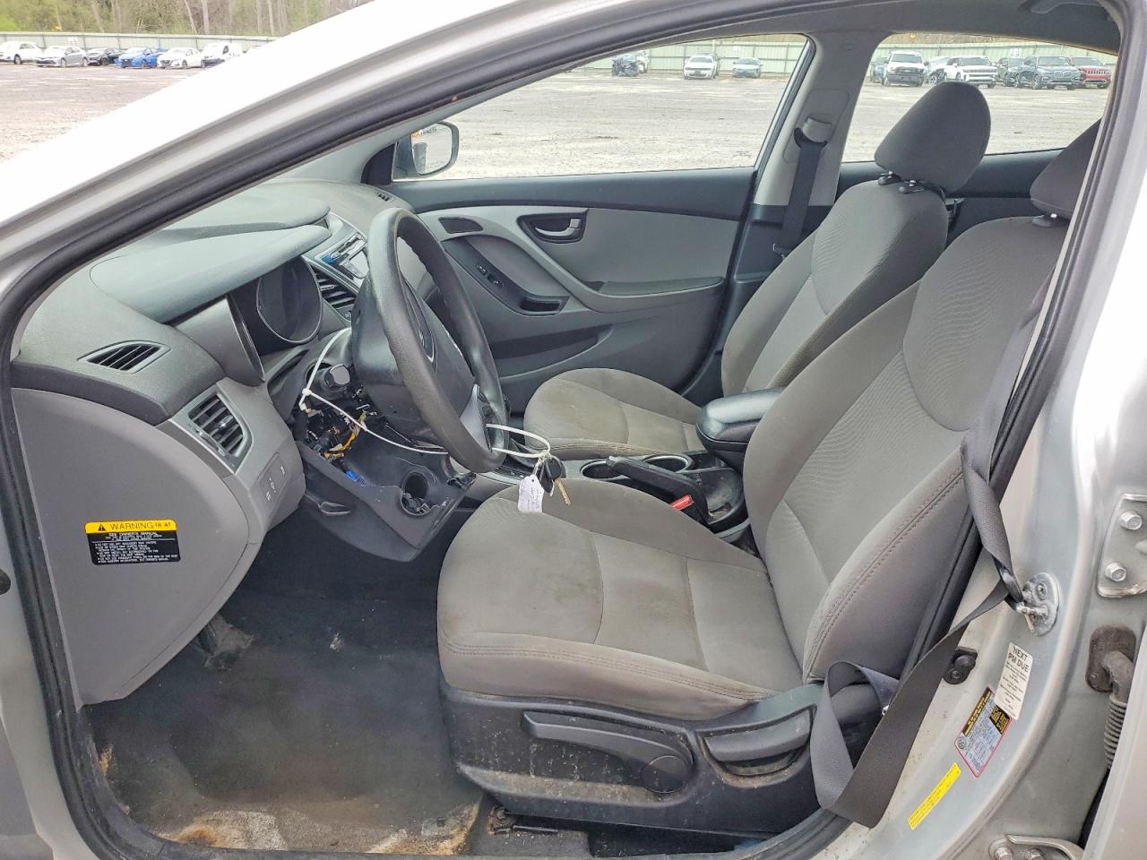 2015 HYUNDAI ELANTRA SE photo 19