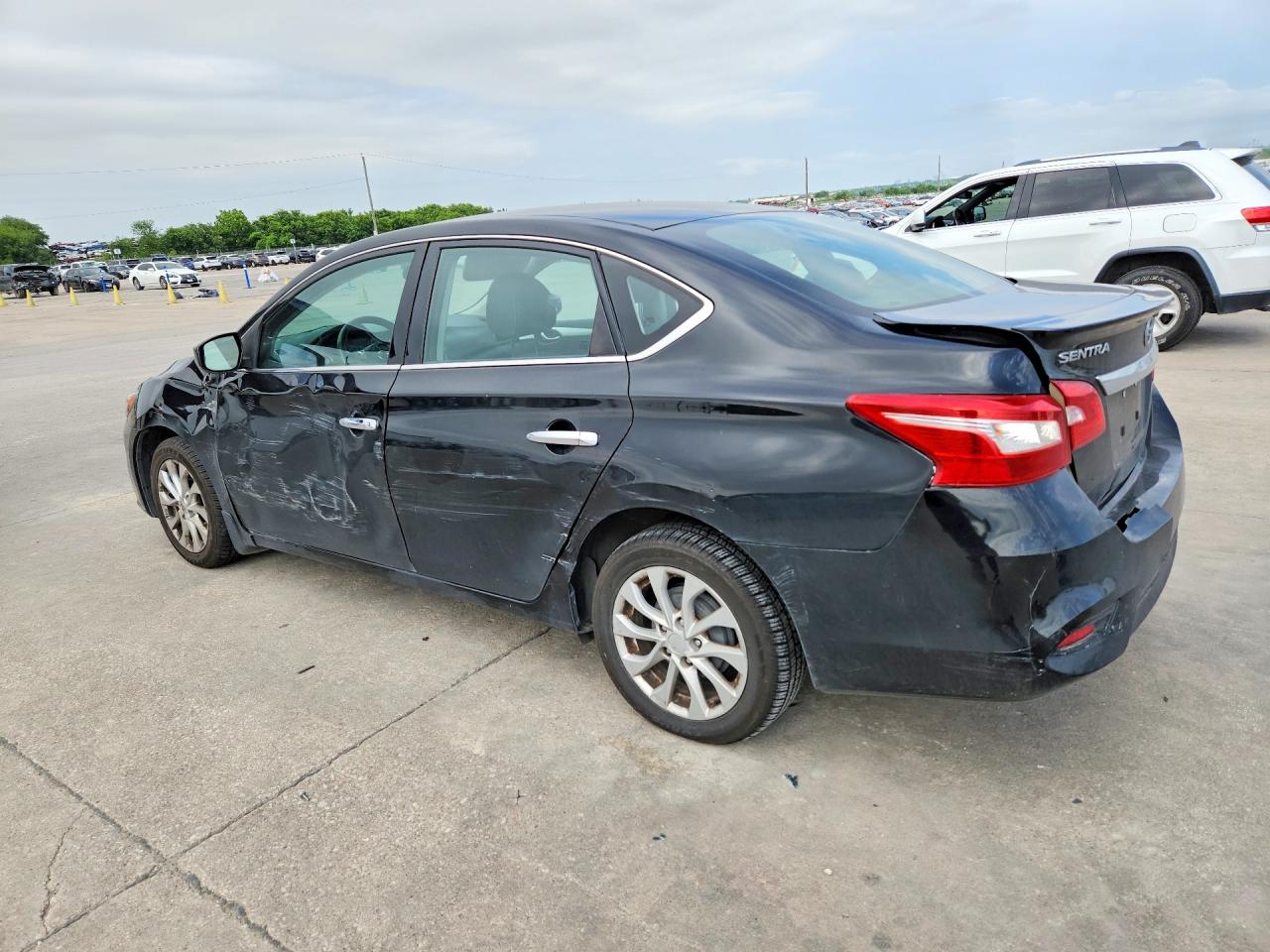 2019 NISSAN SENTRA S photo 4