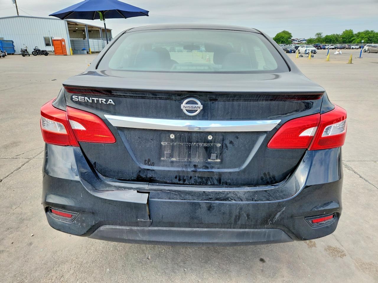 2019 NISSAN SENTRA S photo 16