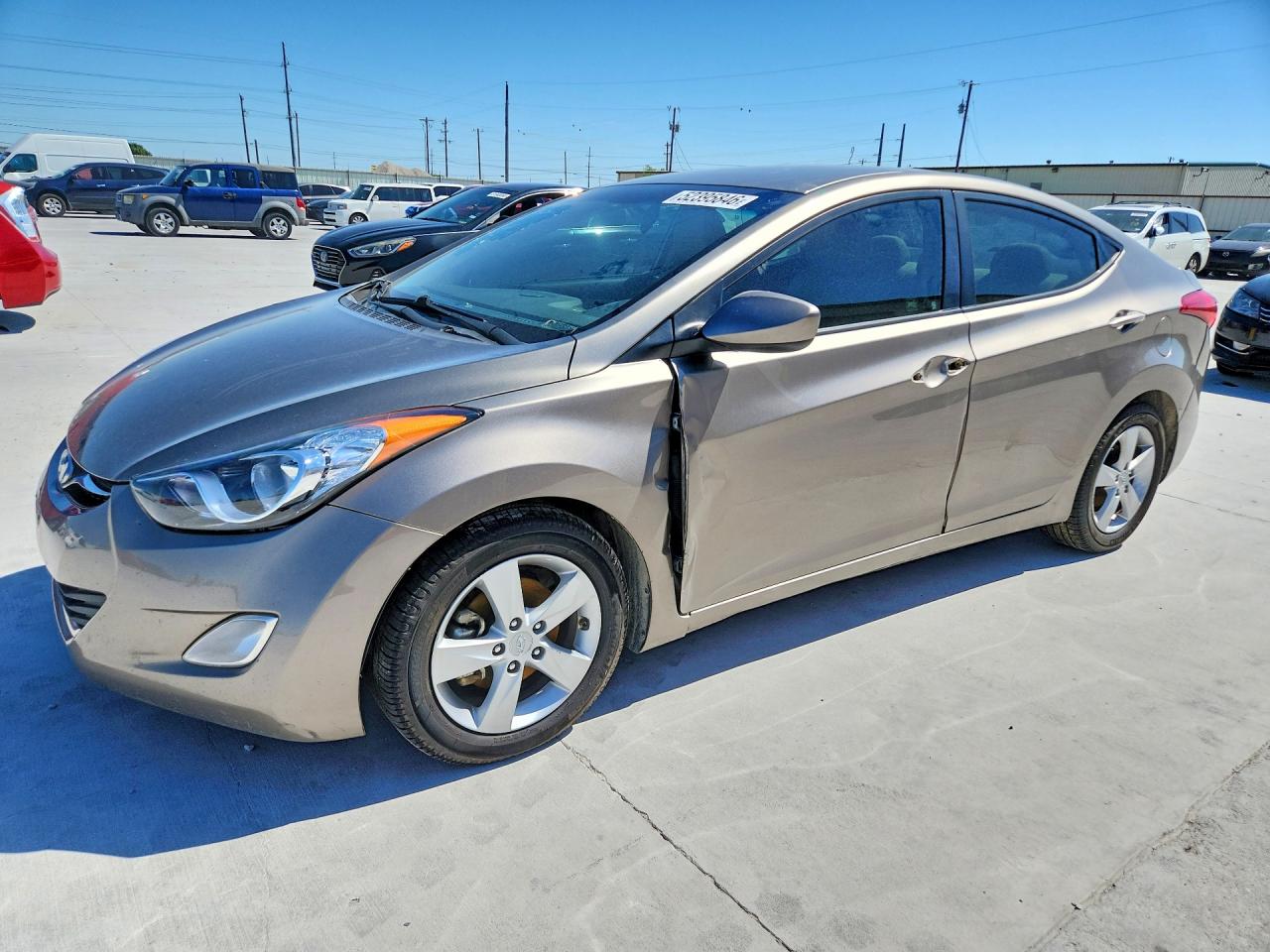 2013 HYUNDAI ELANTRA