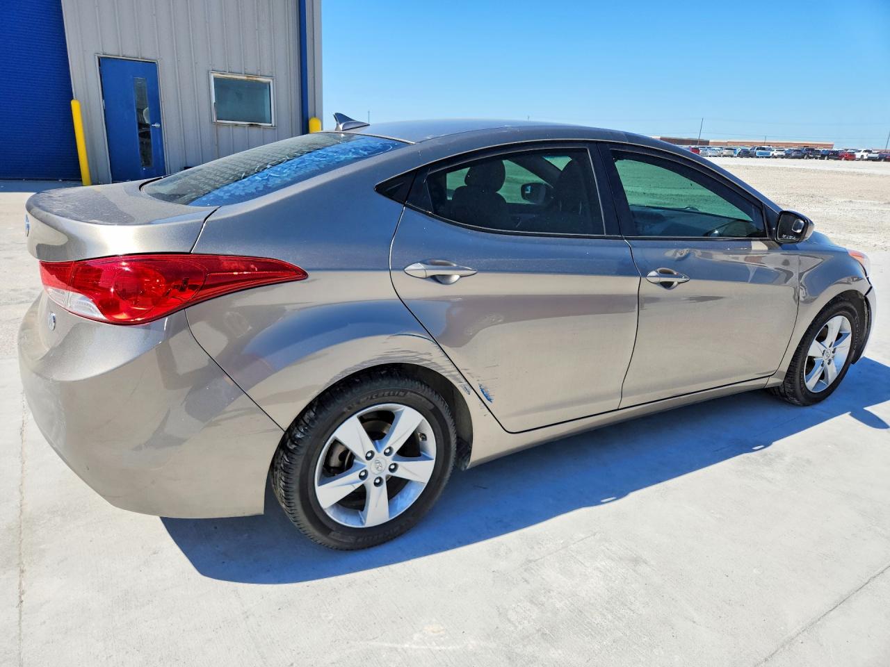 2013 HYUNDAI ELANTRA GLS photo 5