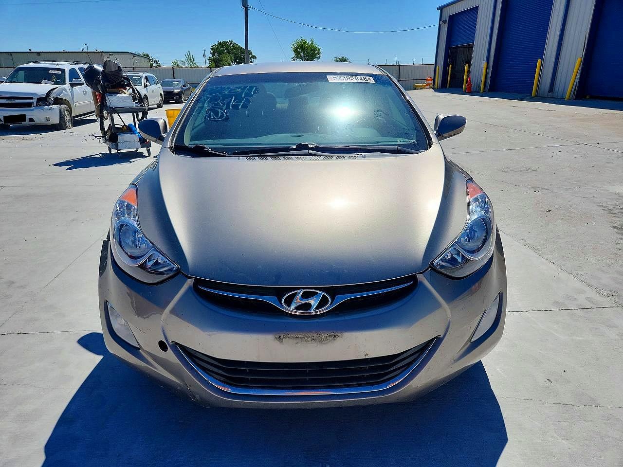 2013 HYUNDAI ELANTRA GLS photo 9