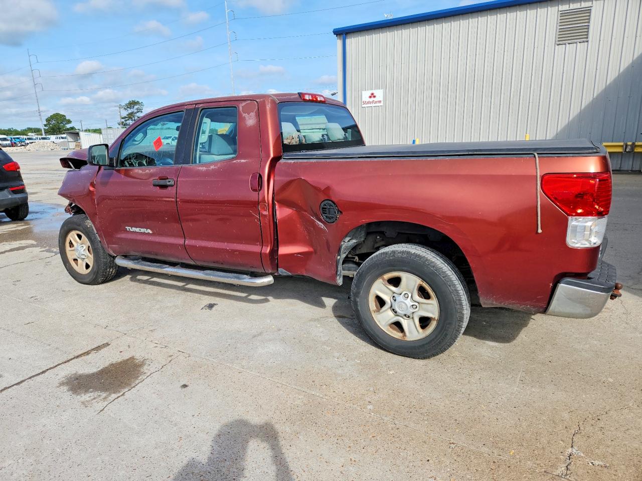 2010 TOYOTA TUNDRA DOUBLE CAB SR5 photo 2