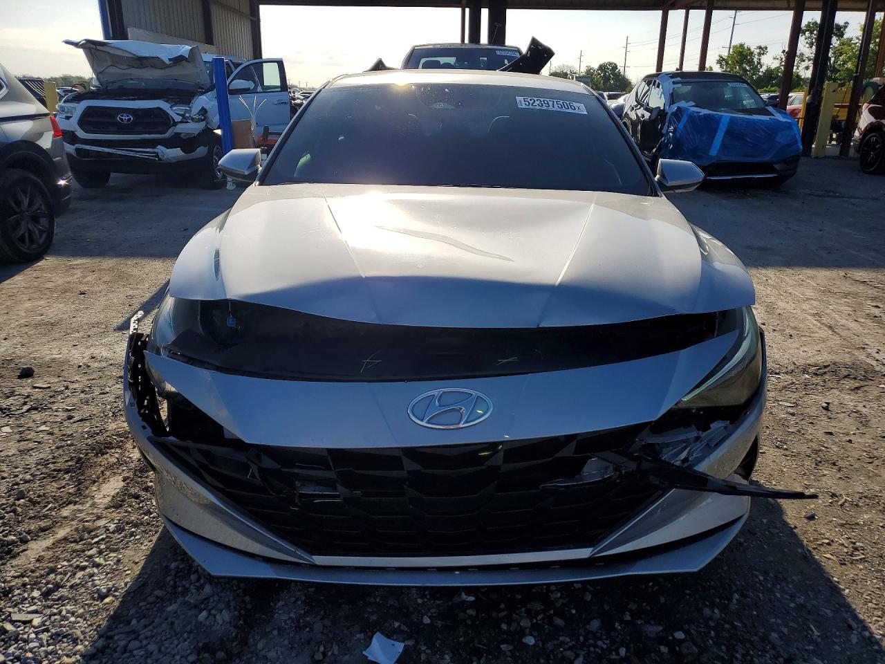 2021 HYUNDAI ELANTRA SE photo 9
