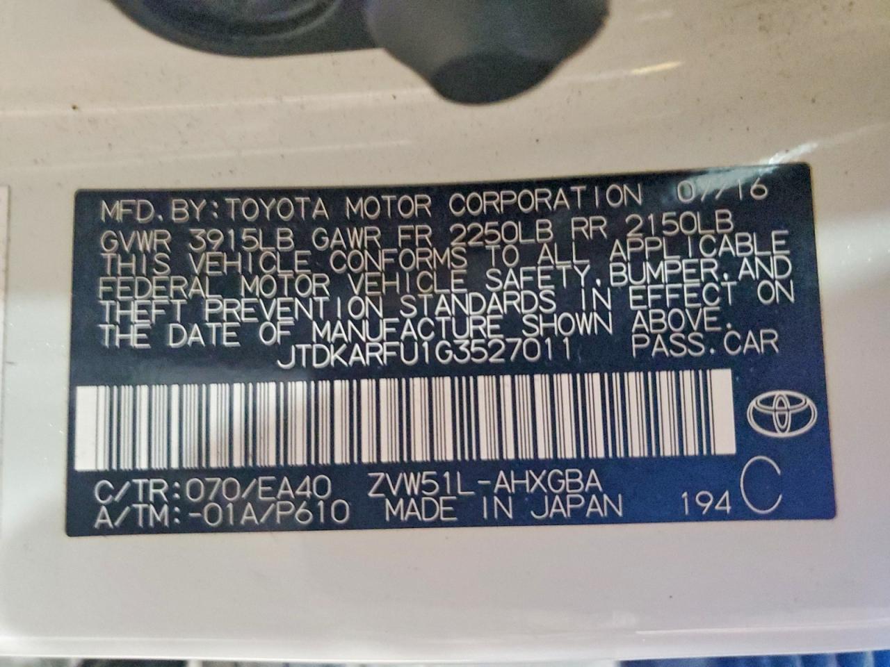 2016 TOYOTA PRIUS FOUR photo 12