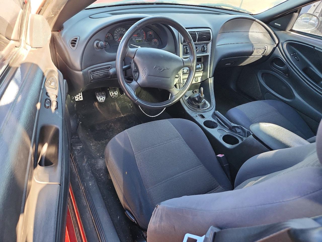 2004 FORD MUSTANG photo 15