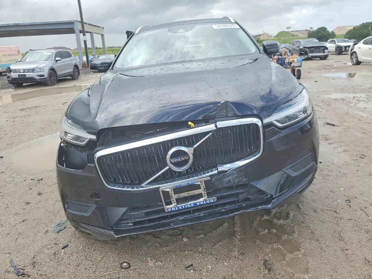 2021 VOLVO XC60 T6 MOMENTUM photo 9