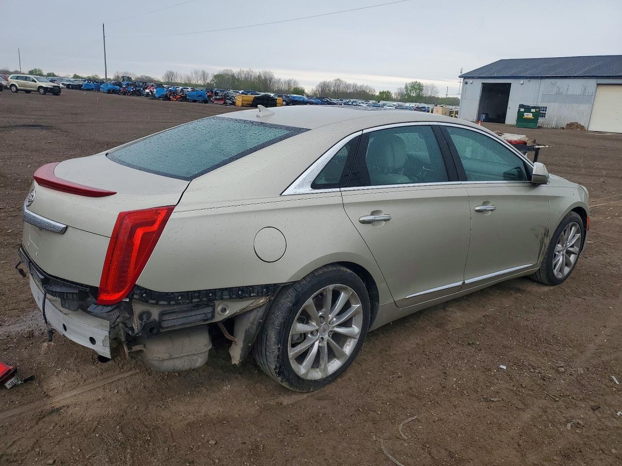 2013 CADILLAC XTS LUXURY COLLECTION photo 5