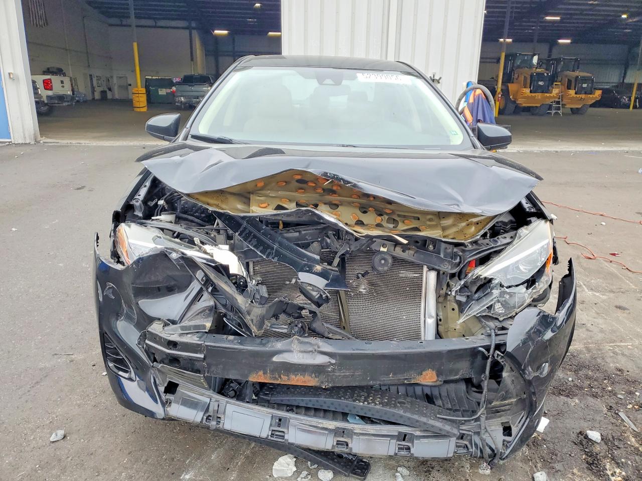 2018 TOYOTA COROLLA LE photo 9