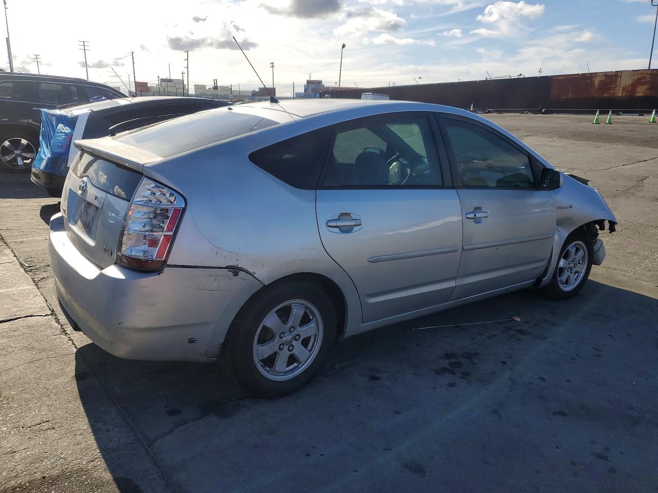 2009 TOYOTA PRIUS BASE photo 7