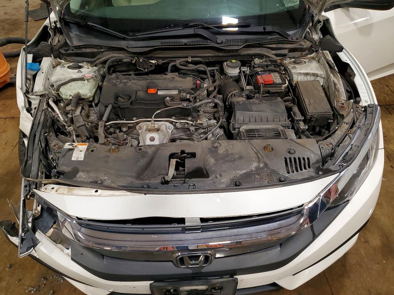 2017 HONDA CIVIC LX photo 21