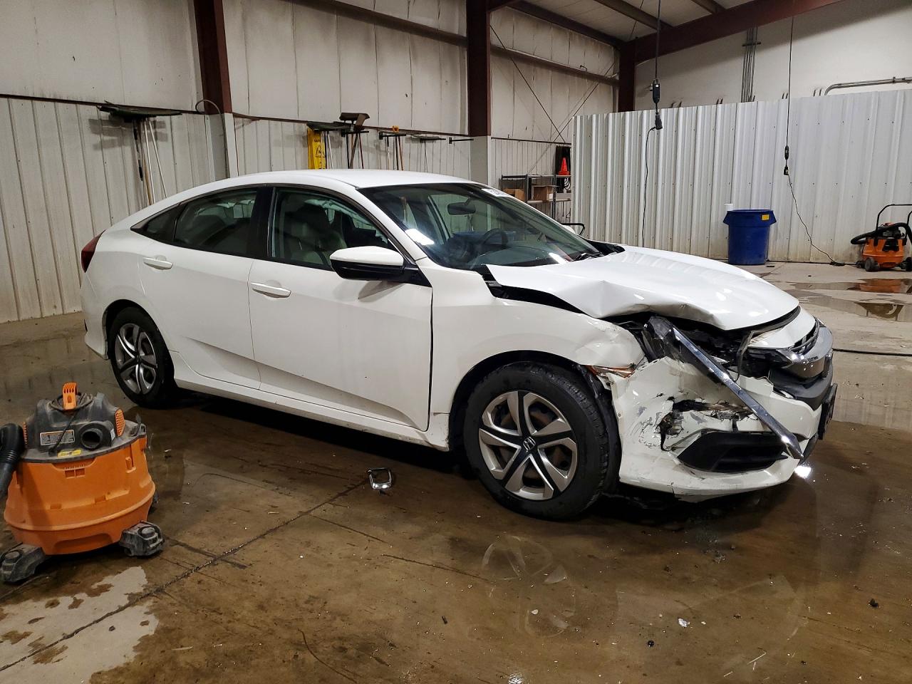 2017 HONDA CIVIC LX photo 7