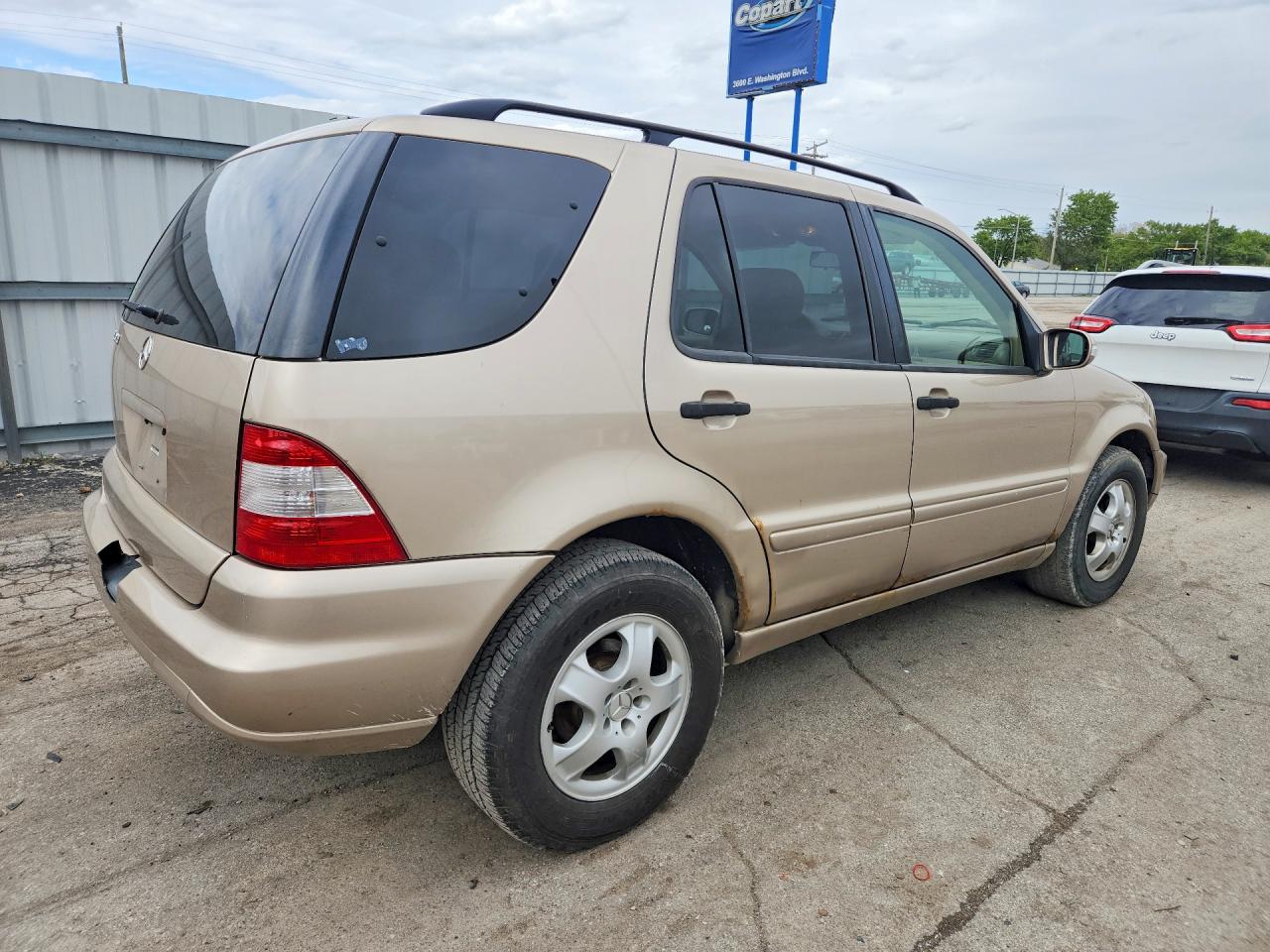 2002 MERCEDES-BENZ ML 320 photo 5