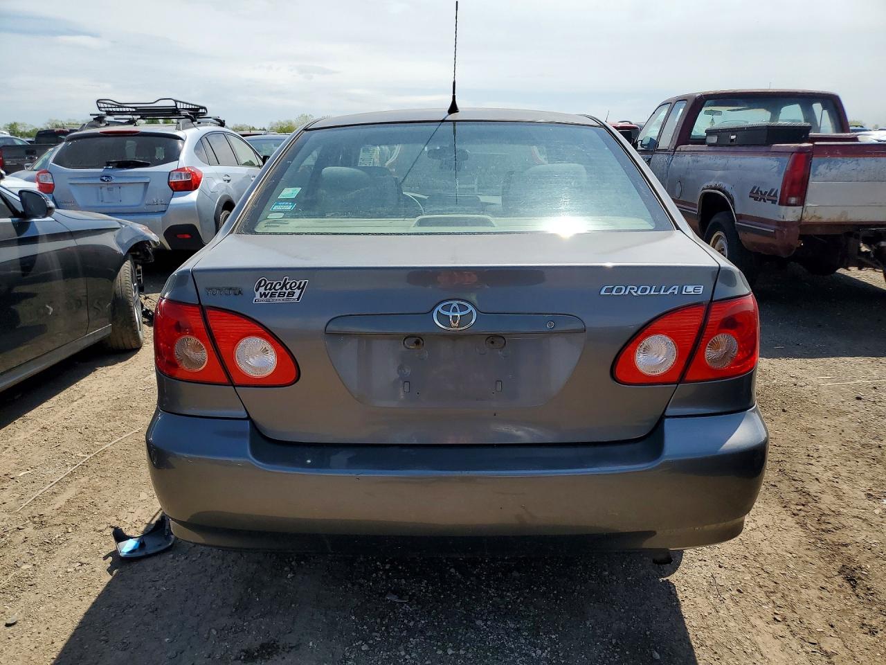 2005 TOYOTA COROLLA LE photo 11