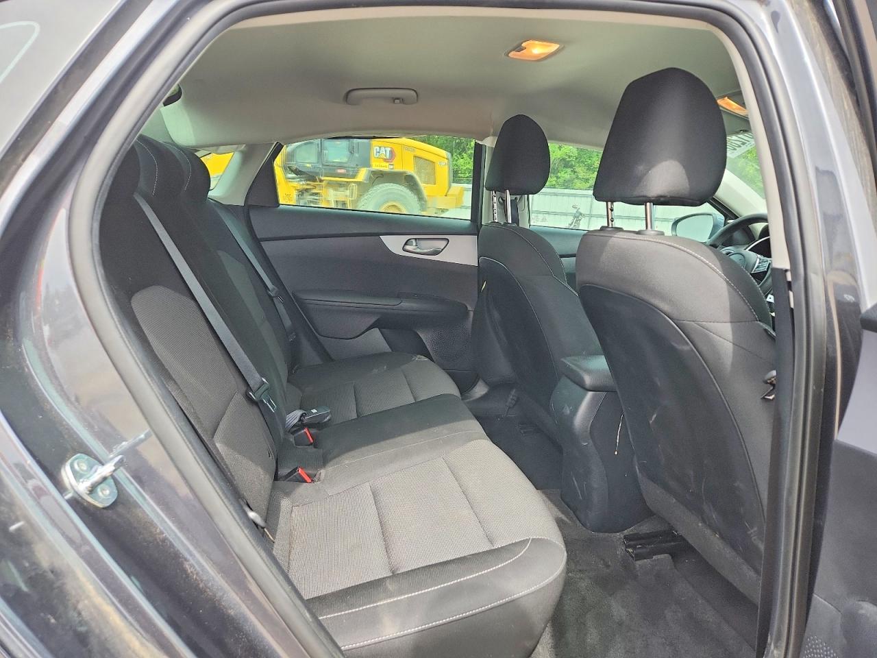 2024 KIA FORTE LXS photo 19
