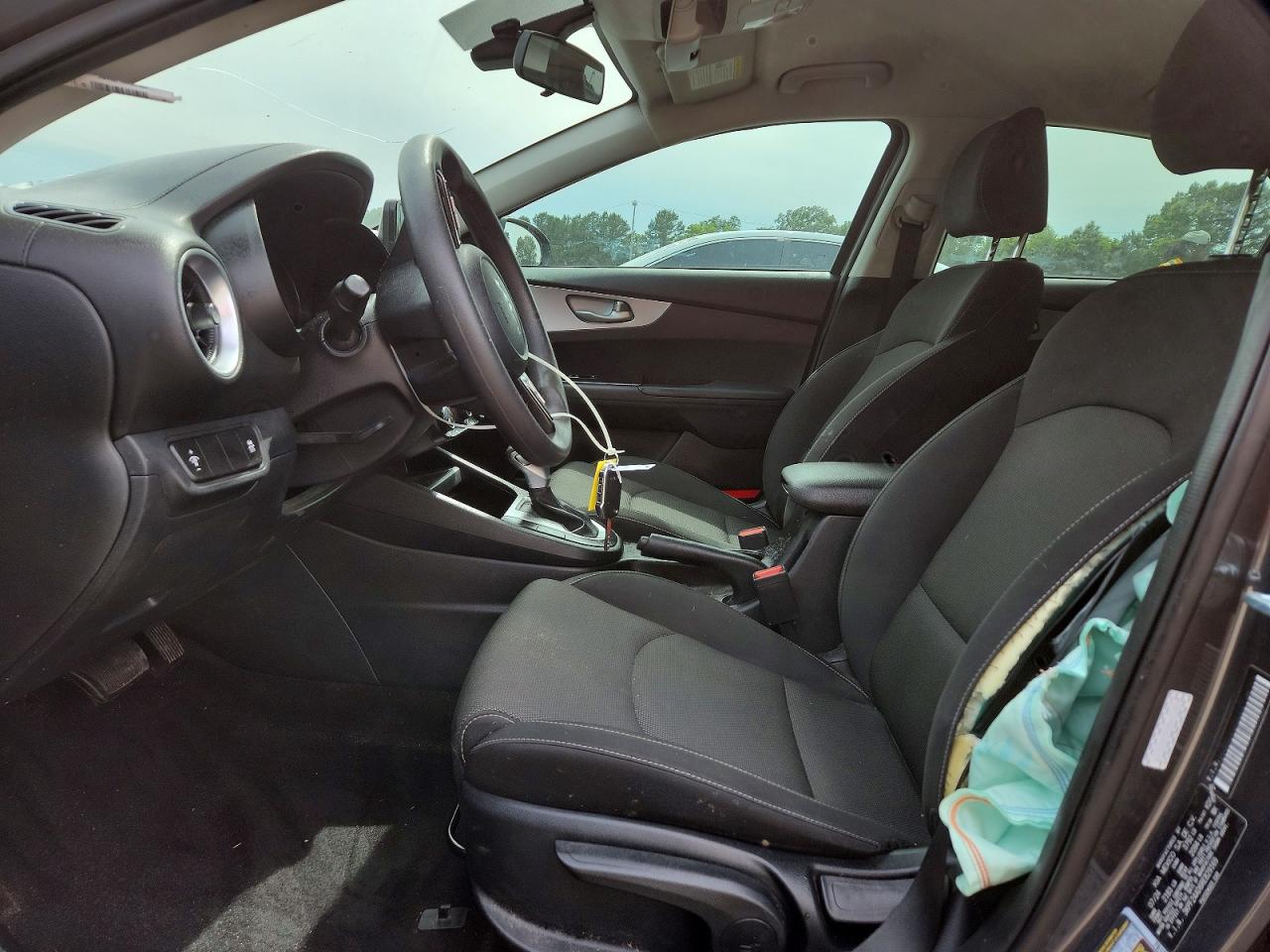 2024 KIA FORTE LXS photo 13