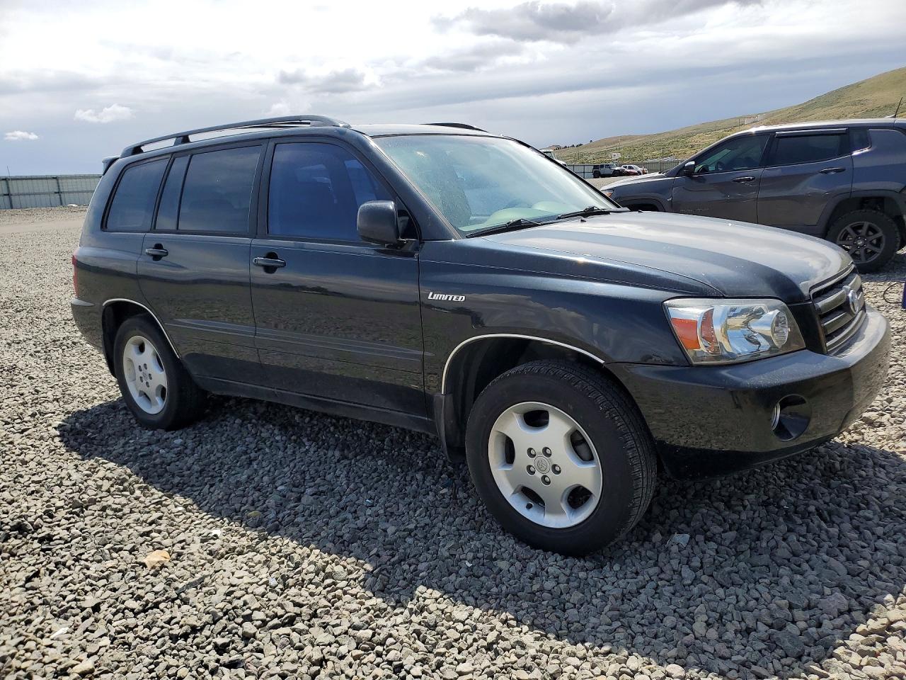 2004 TOYOTA HIGHLANDER LIMITED photo 7