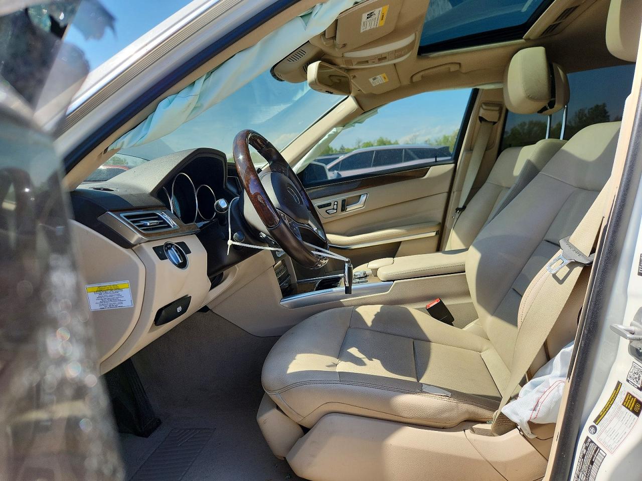 2014 MERCEDES-BENZ E 350 4MATIC photo 13
