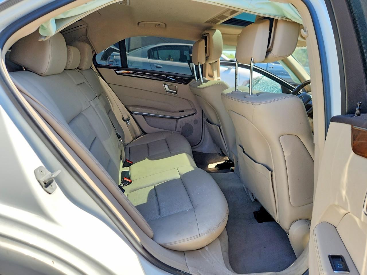 2014 MERCEDES-BENZ E 350 4MATIC photo 19