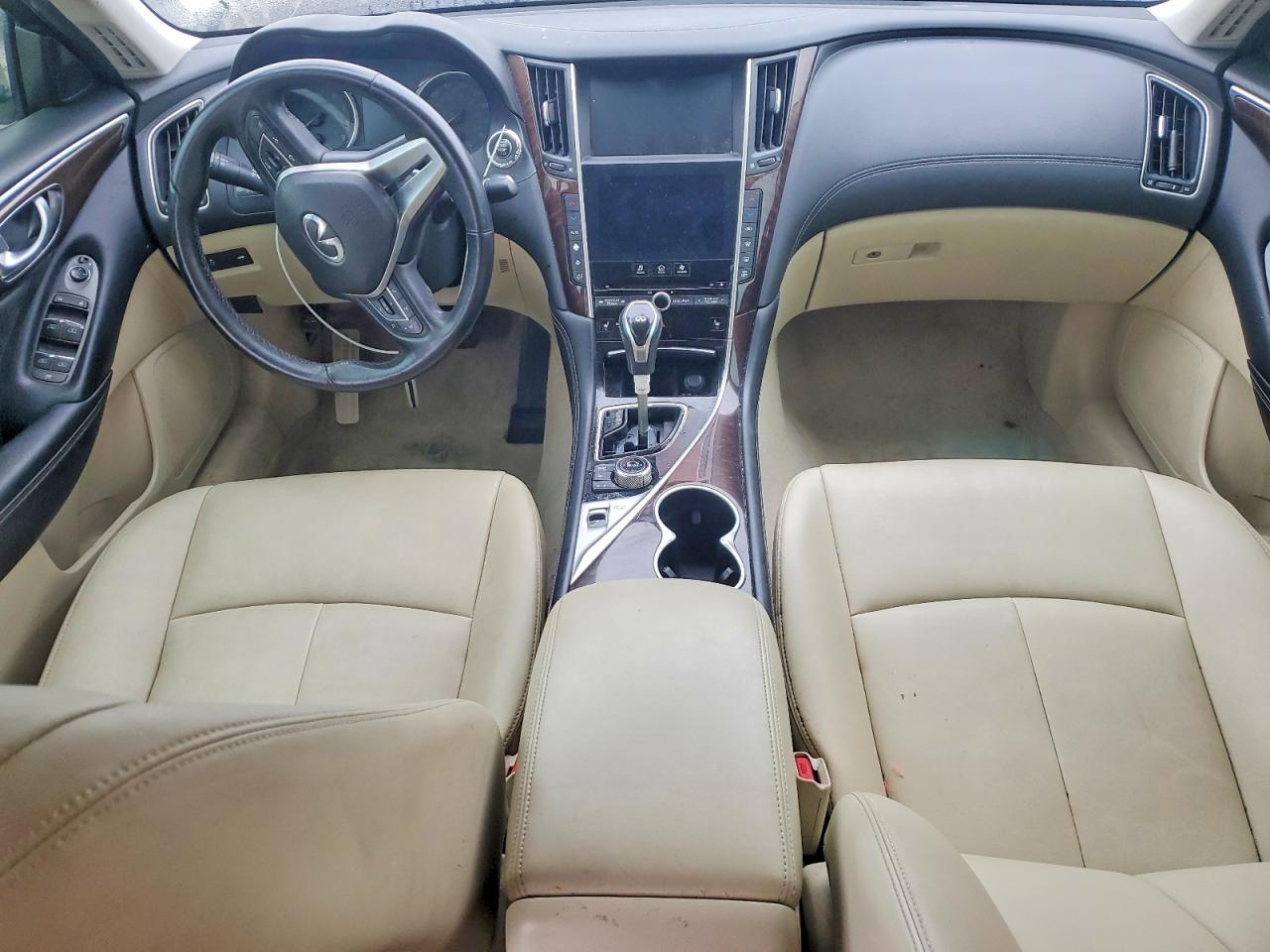 2018 INFINITI Q50 3.0T LUXE photo 15