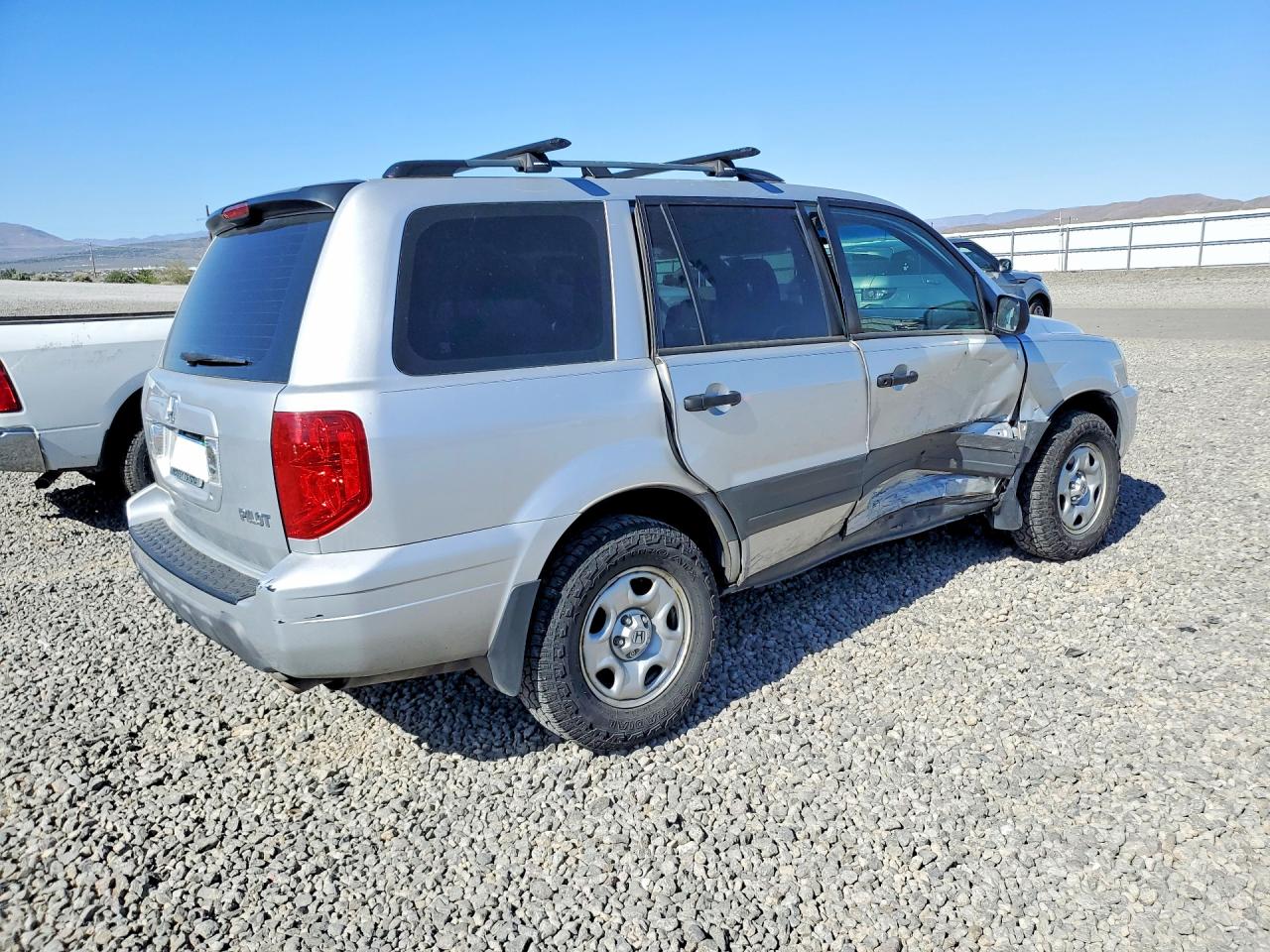 2005 HONDA PILOT LX photo 5