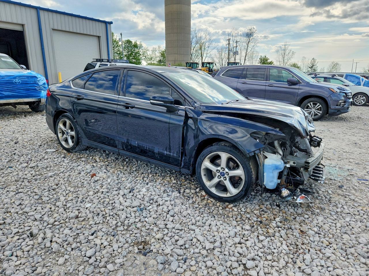 2014 FORD FUSION SE photo 10