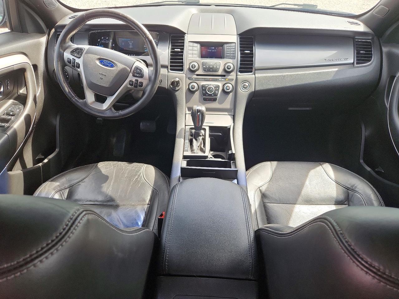 2014 FORD TAURUS SEL photo 15