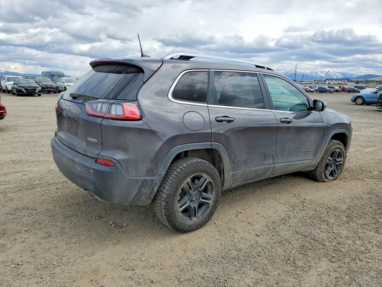 2019 JEEP CHEROKEE LATITUDE PLUS photo 5