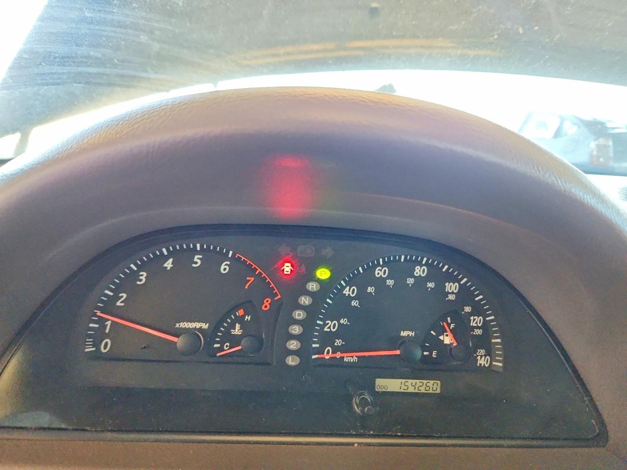 2004 TOYOTA CAMRY photo 25