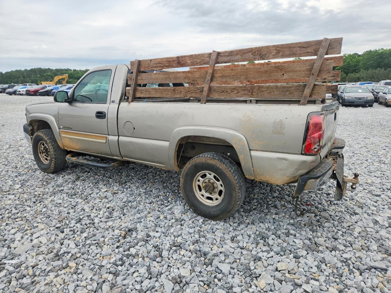 2003 CHEVROLET SILVERADO C2500 HEAVY DUTY photo 3