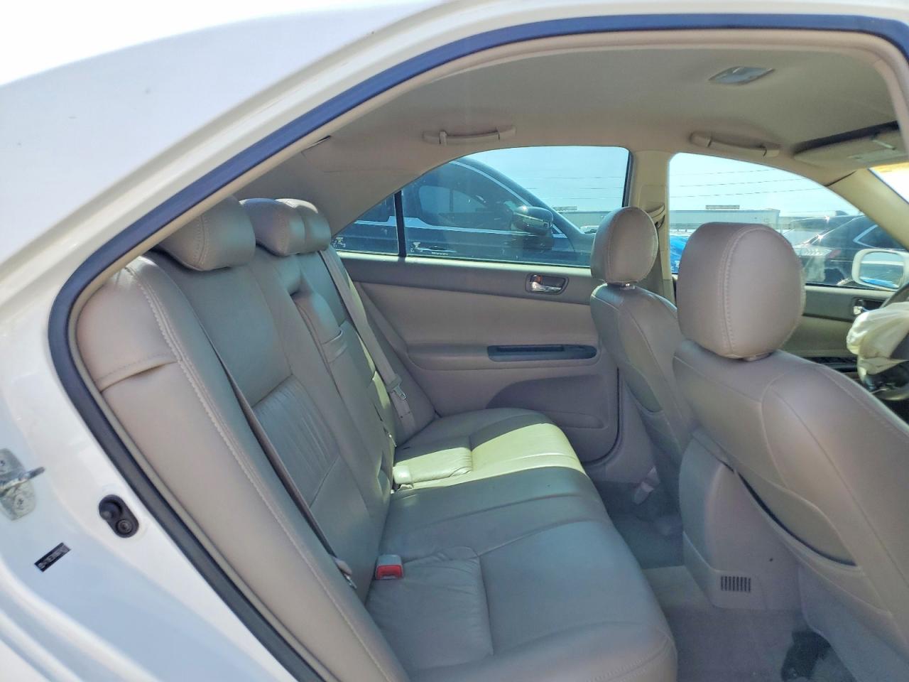 2006 TOYOTA CAMRY LE photo 28
