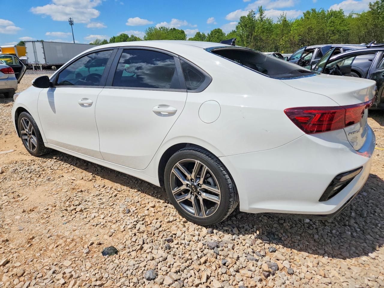2019 KIA FORTE S photo 3