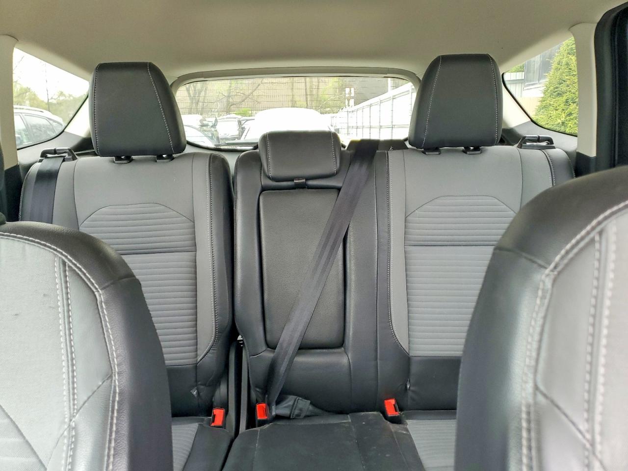 2019 FORD ESCAPE SE photo 28