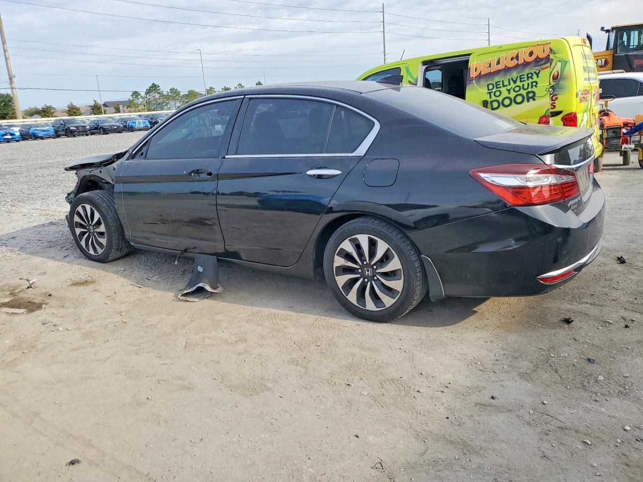 2017 HONDA ACCORD HYBRID photo 4
