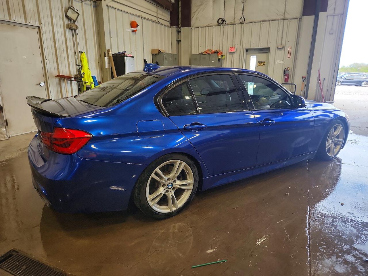 2016 BMW 328 XI SULEV photo 3