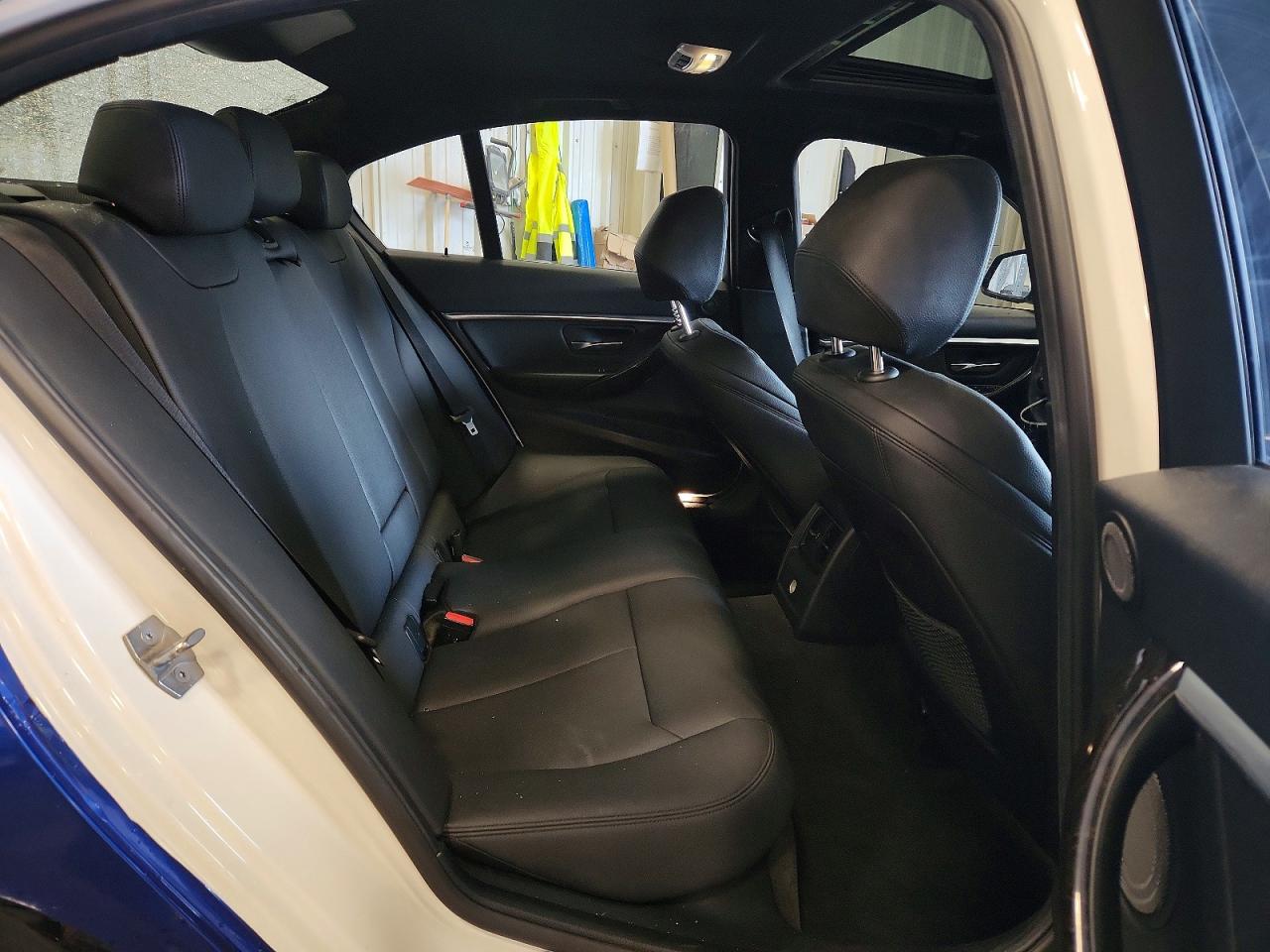 2016 BMW 328 XI SULEV photo 10