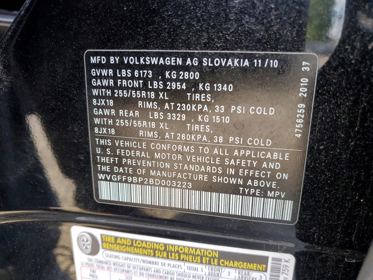 2011 VOLKSWAGEN TOUAREG V6 photo 37