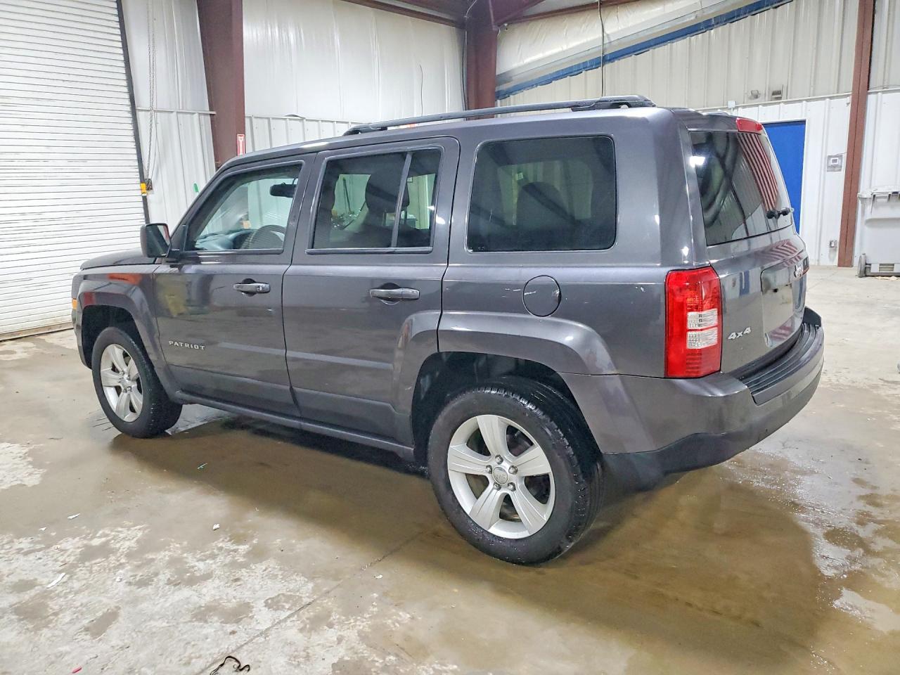 2017 JEEP PATRIOT LATITUDE photo 4