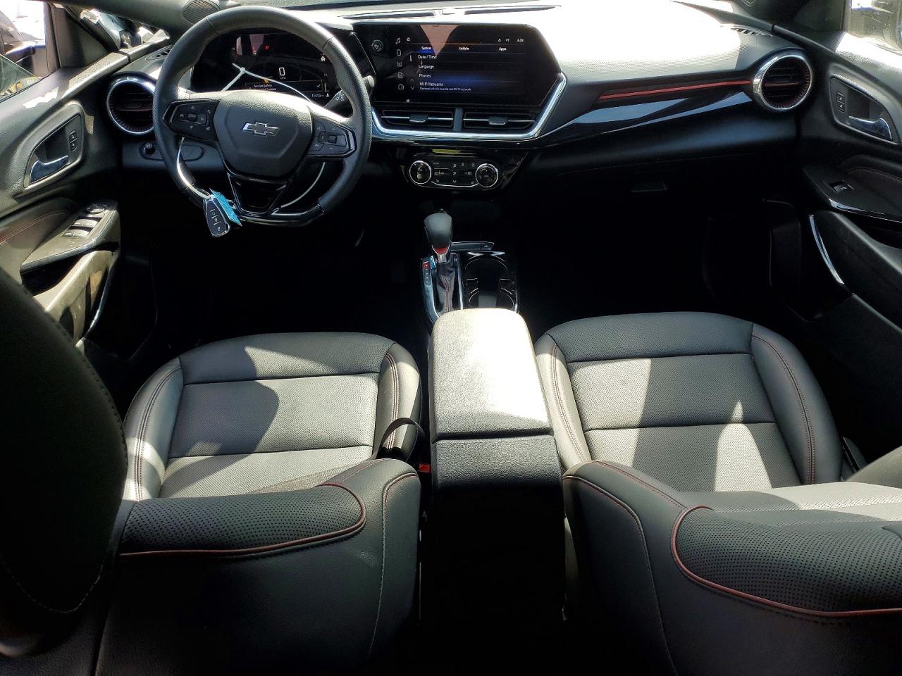 2025 CHEVROLET TRAX 2RS photo 15