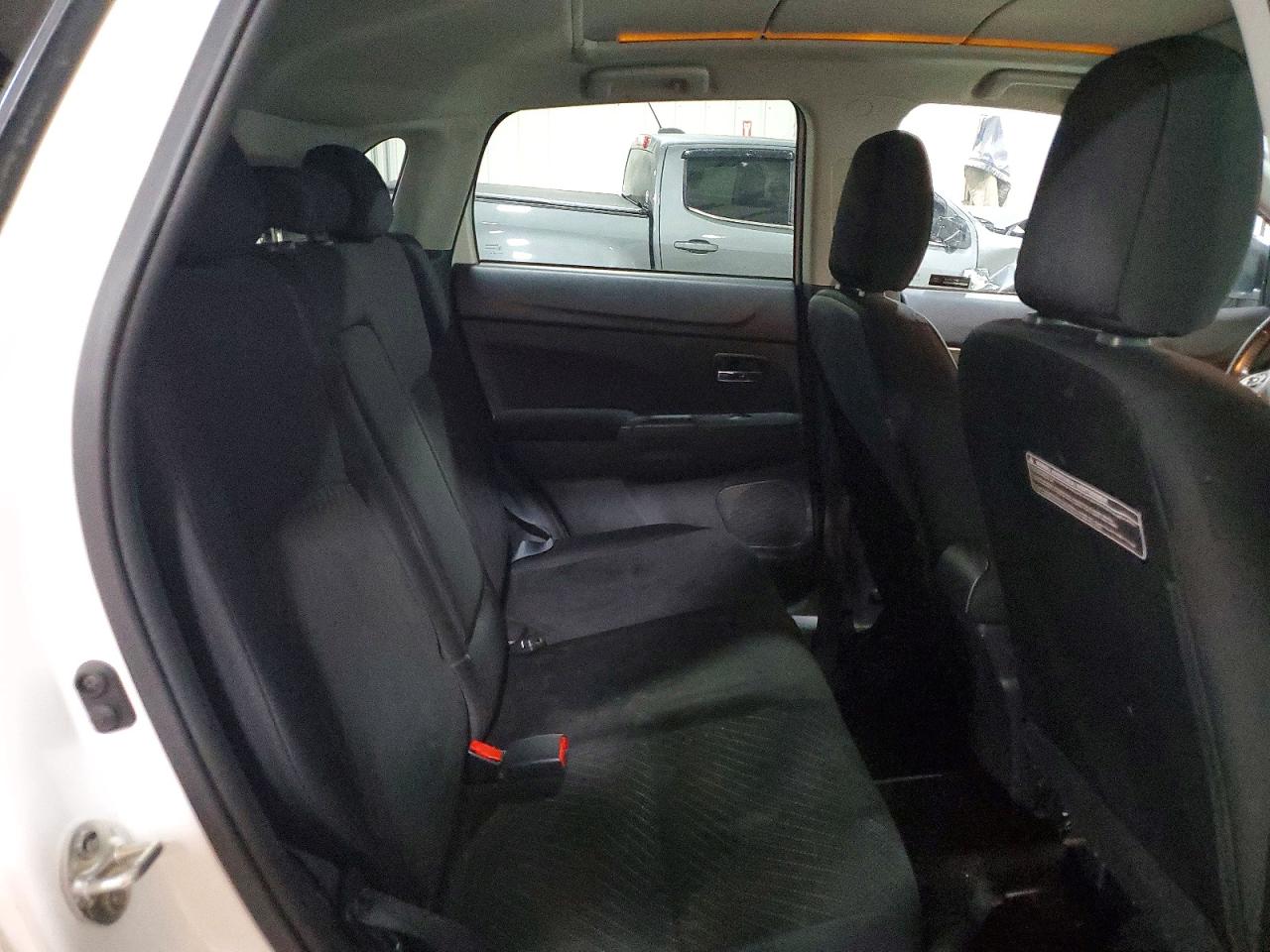 2014 MITSUBISHI OUTLANDER SPORT SE photo 21
